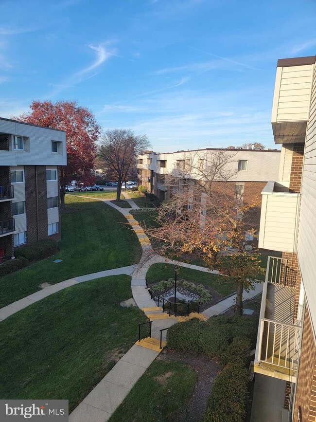 10206 Prince Pl Unit 4304, Upper Marlboro, MD 20774 Condo for Rent