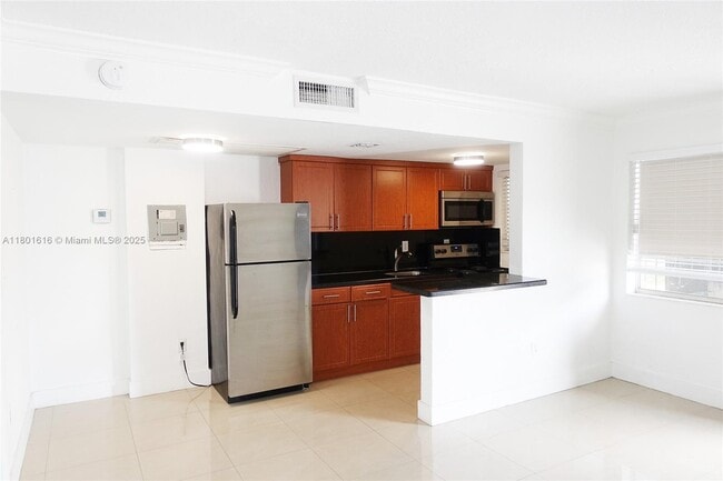 Foto del edificio - 3901 SW 112th Ave
