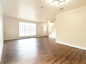 Building Photo - 20603 Apache Lake Dr