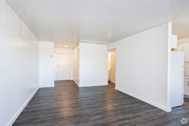 3BR, 2BA - 921SF - Sala de estar - Grace Apartments