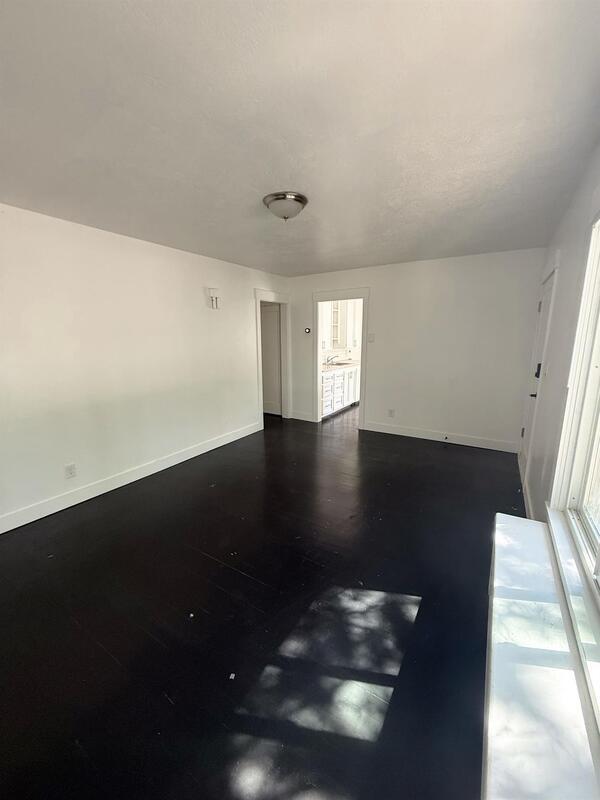 Building Photo - 620 N 300 E