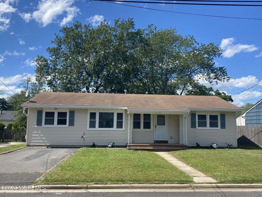 Primary Photo - 3119 Powhatan Ave