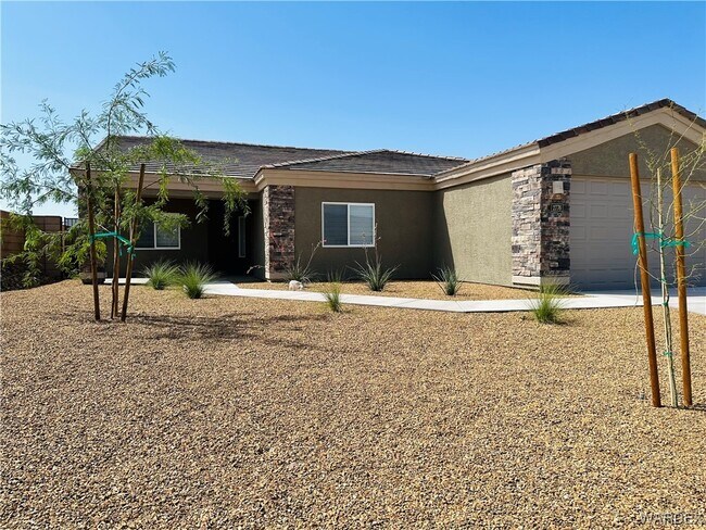 Foto del edificio - 2776 Mead Ln