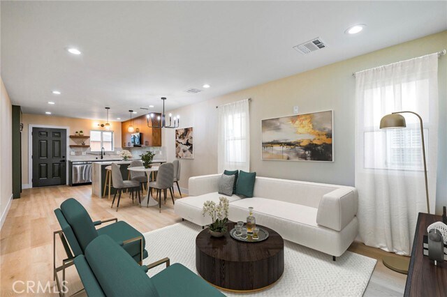 Foto del edificio - 745 W 106th St