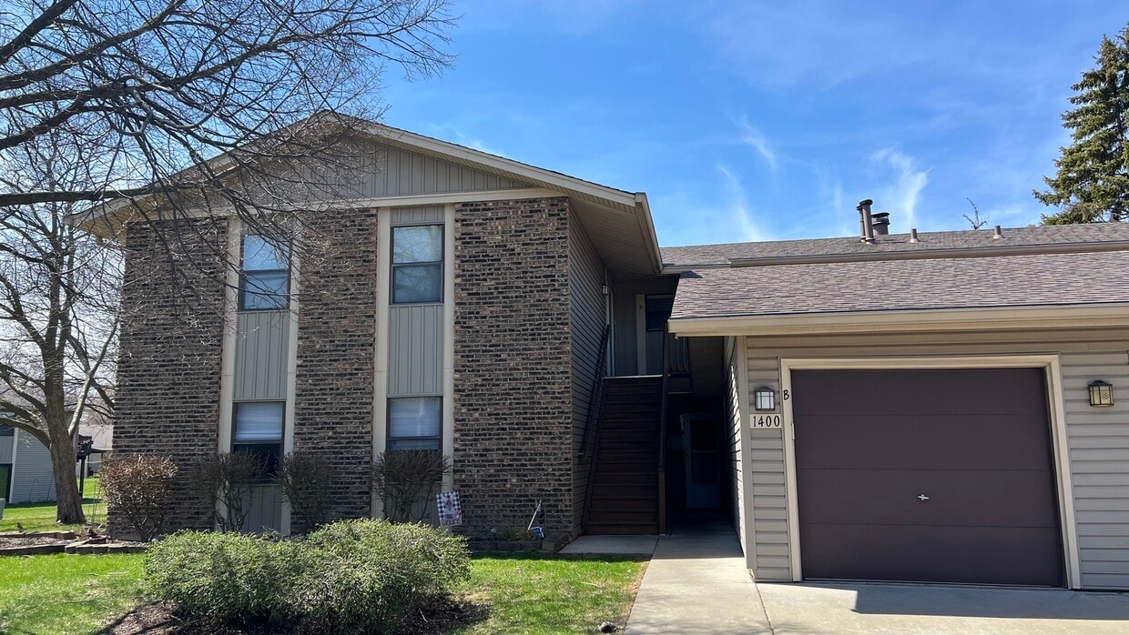 Primary Photo - 1400 Alpine Ct
