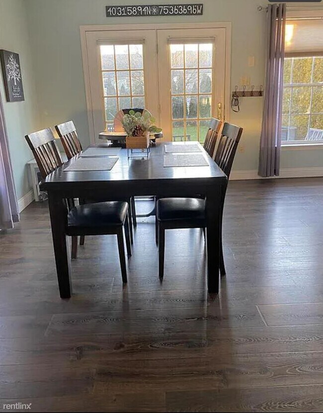 Building Photo - 3 br, 3 bath Townhome - 1720 Brookstone Drive