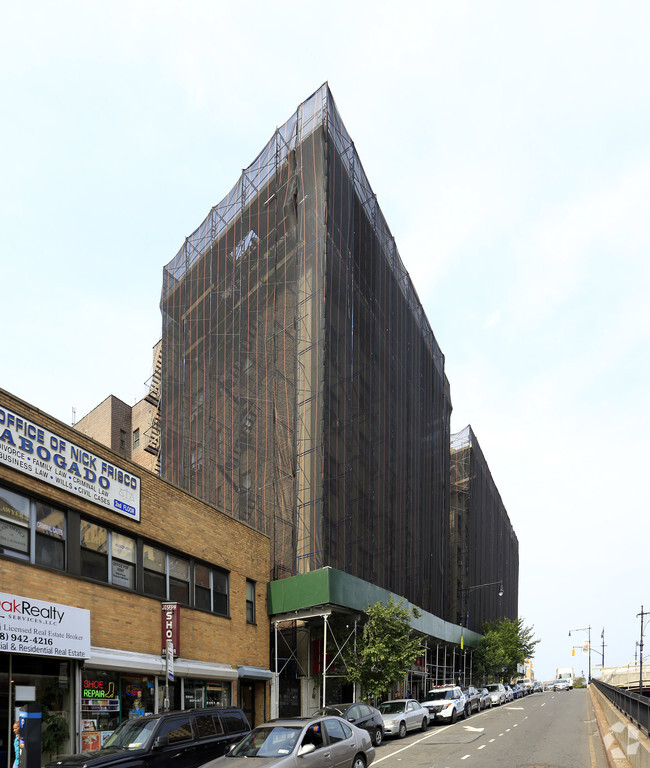 Building Photo - 888 Grand Concourse