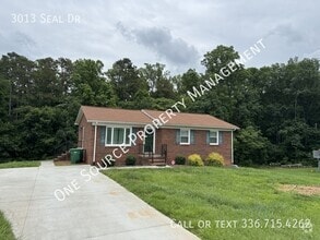 Building Photo - 3013 Seal Dr