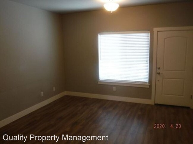 Building Photo - 529-529 Gray Ct