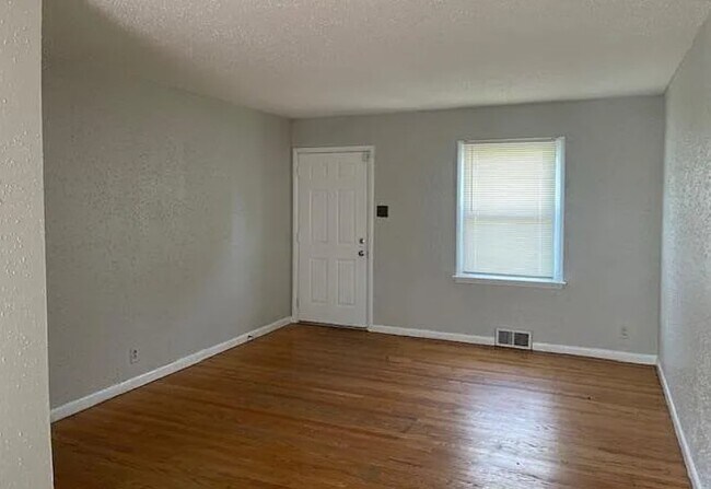 Building Photo - 9327 Nelan Dr