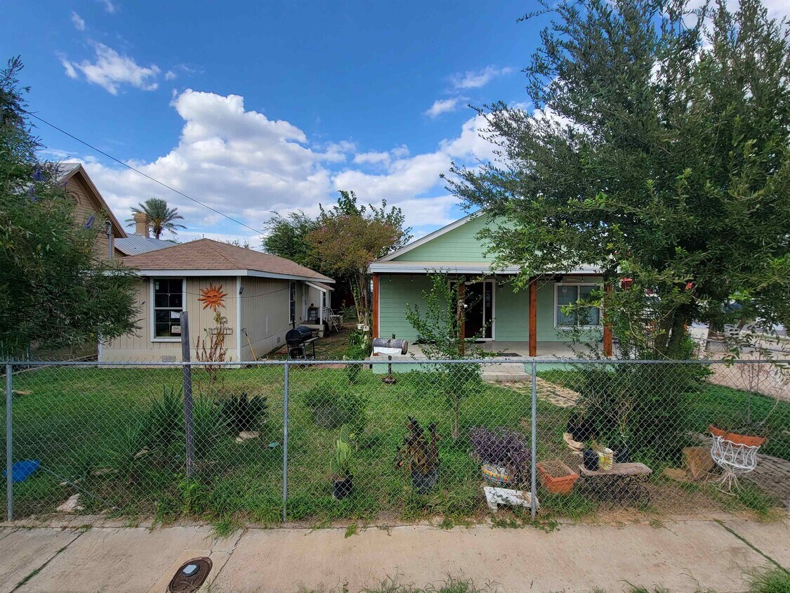 1520 Cortez St, Laredo, TX 78040 House Rental in Laredo, TX