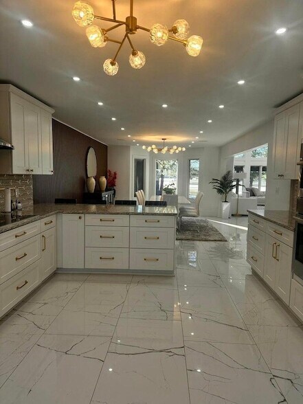 Foto del edificio - 8661 Craigston Ct