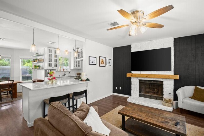 Foto del edificio - 8715 Dandelion Trail