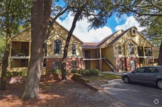 Building Photo - 8605 Mallard Reserve Dr