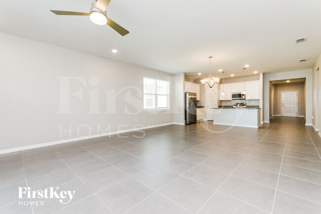 Building Photo - 1276 Spokane Pt