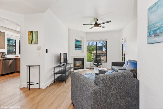 Foto del edificio - 15608 N 71st St