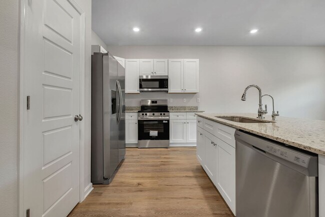 Building Photo - Brand New Construction Townhome in Misting Springs of Crawfordville