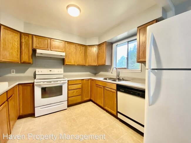 Building Photo - 3 br, 1.5 bath House - 1501 29th St SE