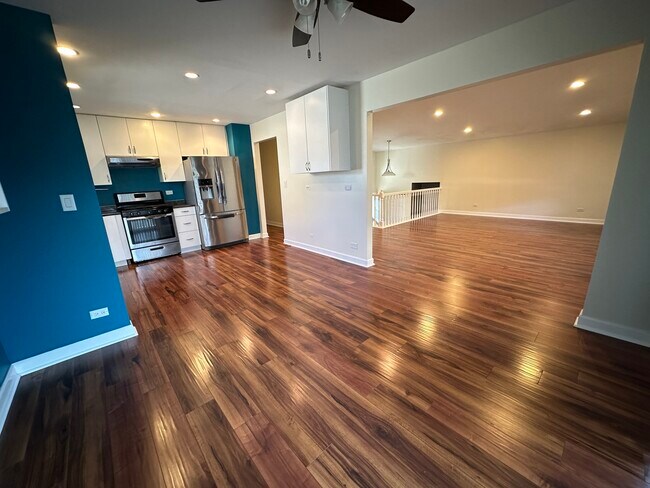 Foto del edificio - 2504 Brook Ln
