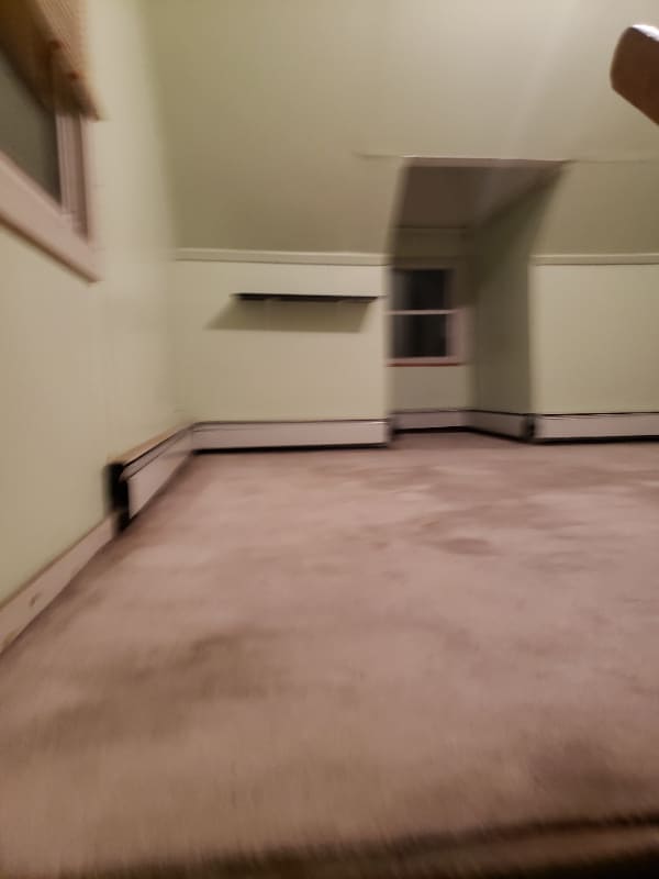 39 Orchard St, East Hartford, CT 06108 Room for Rent in East Hartford, CT