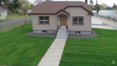 Building Photo - 1216 N Woodruff Rd