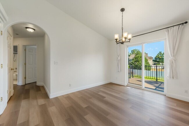 Foto del edificio - Montrose Community 5 bed 3 bath
