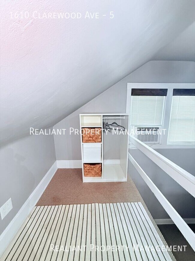 Foto del edificio - 1610 Clarewood Ave