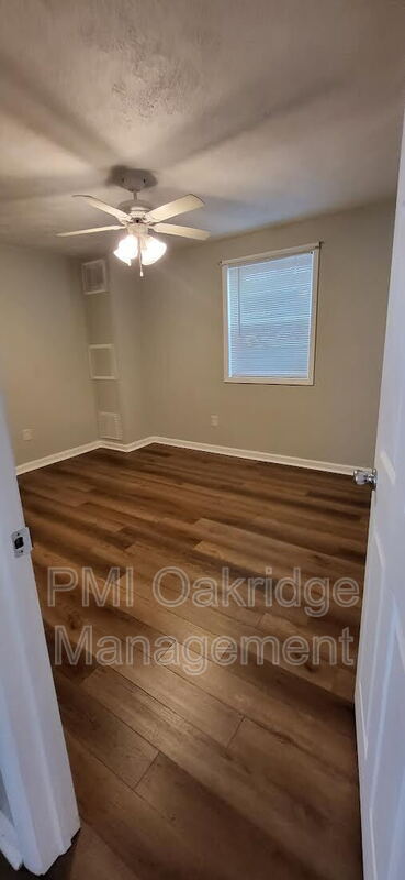 Foto del edificio - 3479 S Waynesville Rd