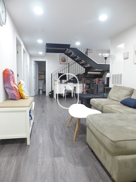 Foto del edificio - 1059 Tremont St