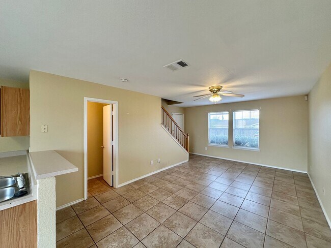 Foto del edificio - 5910 Greengate Dr