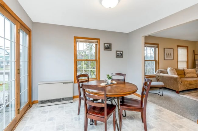 Building Photo - 18 Forgan Ln