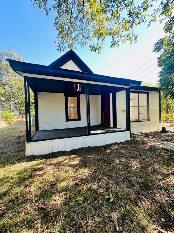 Foto principal - 2300 Bryan St