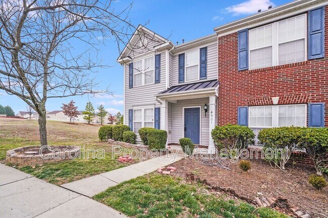 Building Photo - 4901 Sunburst Ln