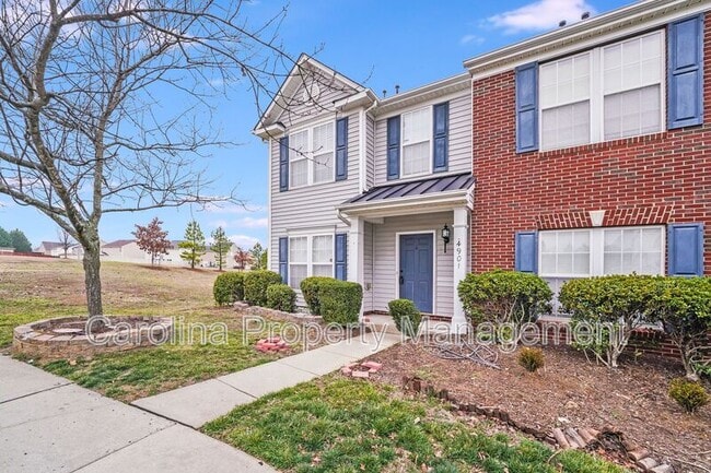 Foto del edificio - 4901 Sunburst Ln