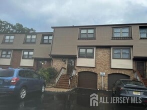 Building Photo - 2403 Merrywood Dr