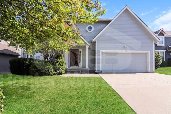 Foto principal - 4 Bed 2.5 Bath In Olathe! Available 9/1!!