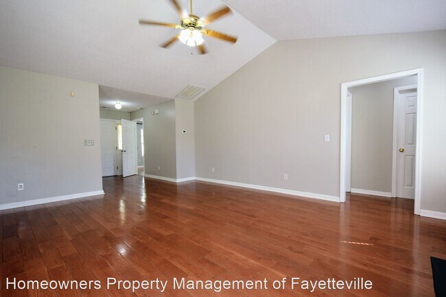Building Photo - 3 br, 2 bath House - 814 Nighthawk Place