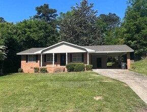 Building Photo - 909 28th Ave