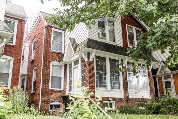 Primary Photo - CUTE, COZY and FULL OF CHARACTER