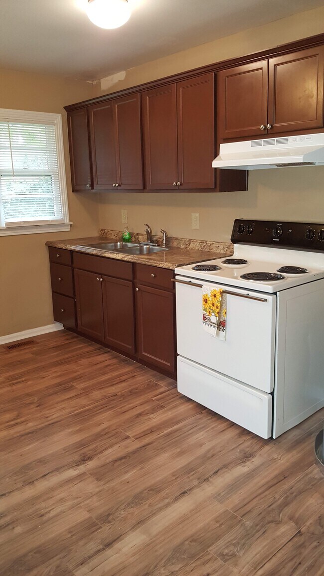 Cocina - 511 Johnson St