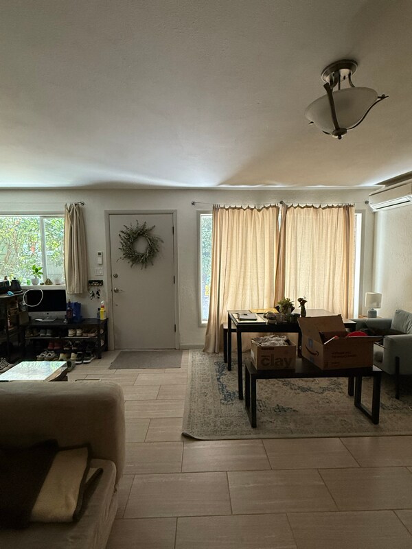 Foto del edificio - 2802 SE 67th Ave