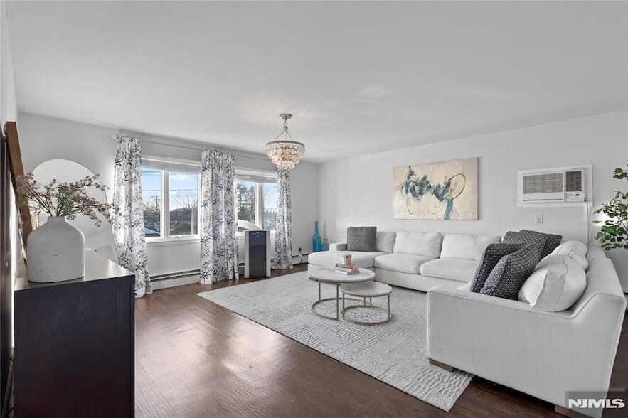 Foto principal - 557 Market St