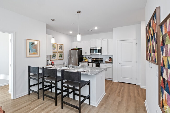 2BR, 2BA - 974SF - Kitchen - Exchange at Foley
