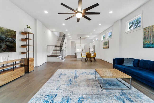 Foto del edificio - 620 E 26th St