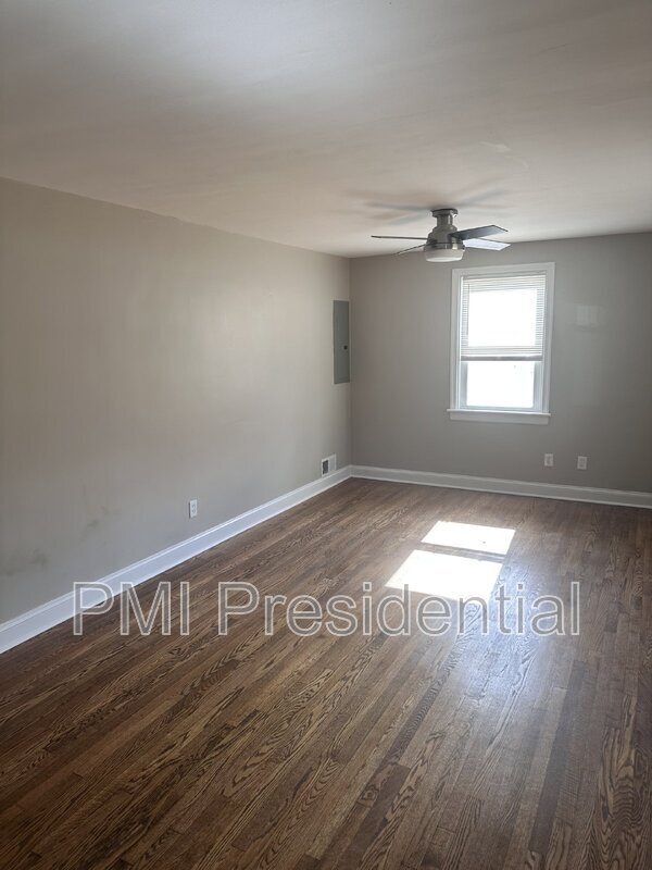 Foto del edificio - 1507 Foster Rd