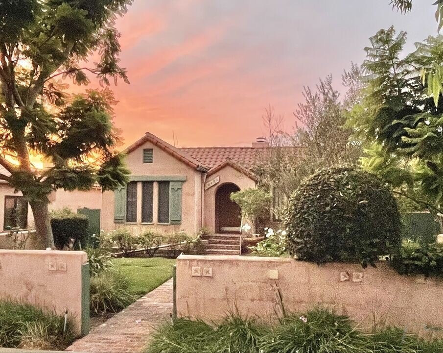 Foto principal - 10551 Troon Ave