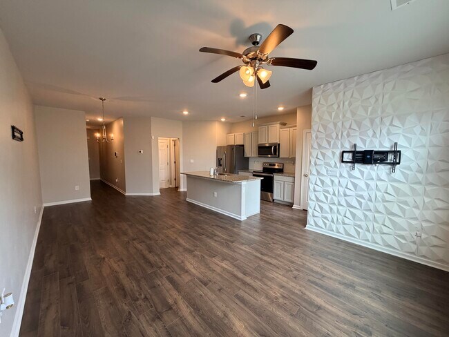 Foto del edificio - 4330 Newland St