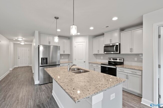 Building Photo - 6070 Thorntons Way Cir NW