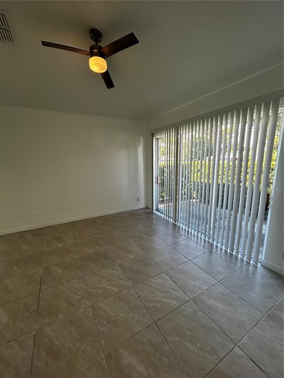 Building Photo - 1940 Debbie St