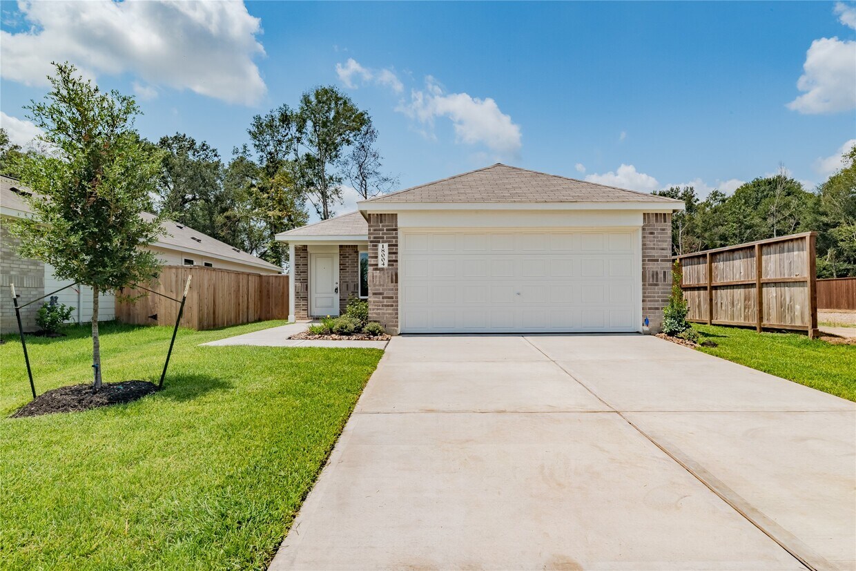 Foto principal - 18004 Valle Cupa Ln